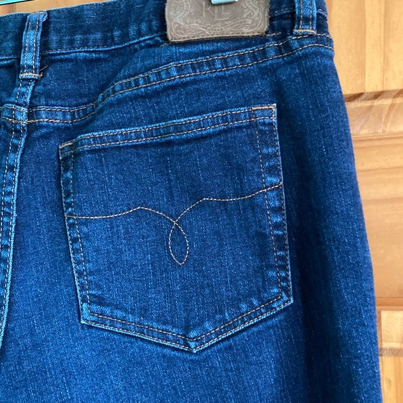 Ralph Lauren women’s size 8 gently used bootcut blue jeans - Picture 5 of 11